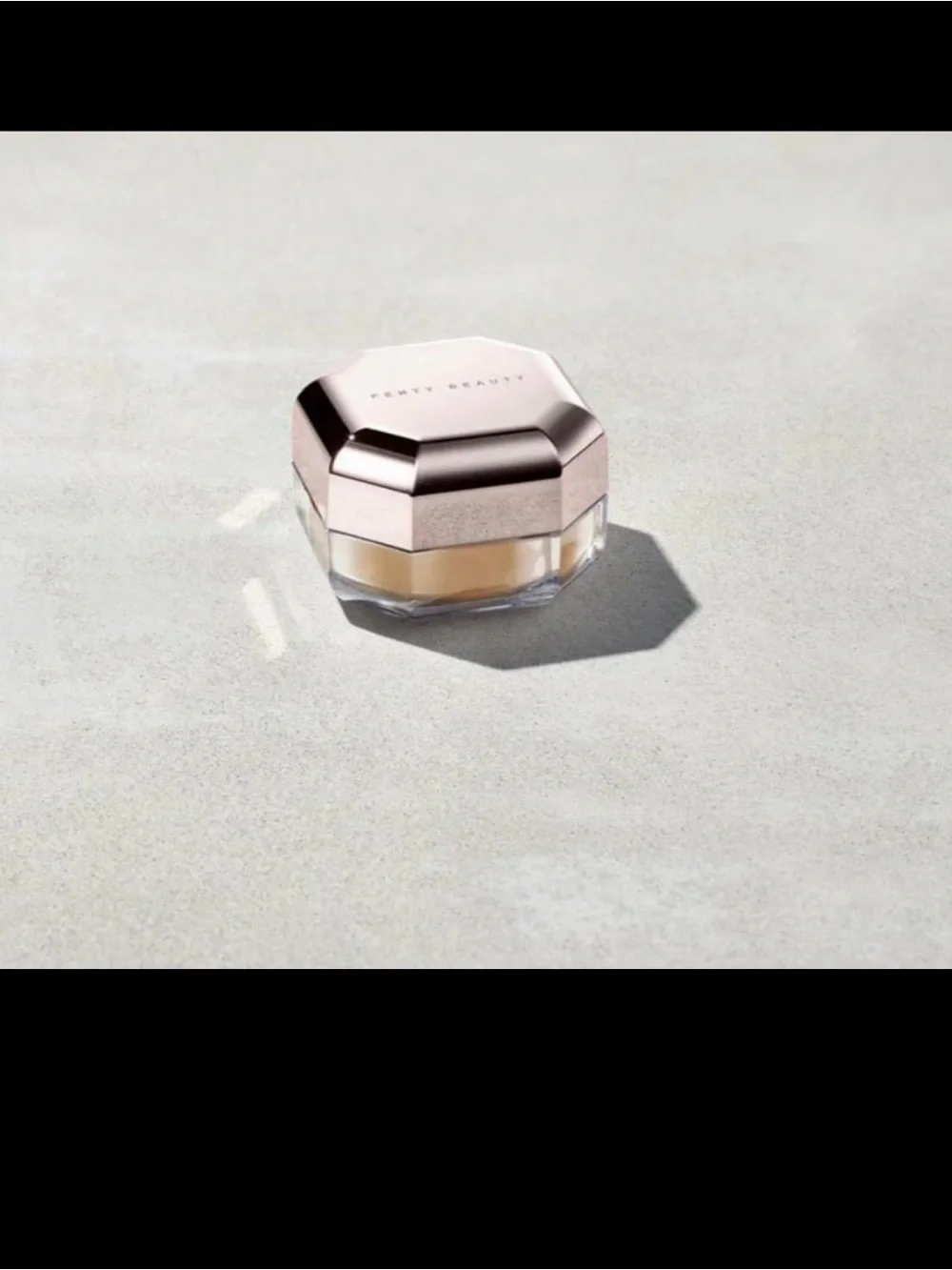 Fenty Beauty PRO FILT'R INSTANT RETOUCH SETTING POWDER in BANANA